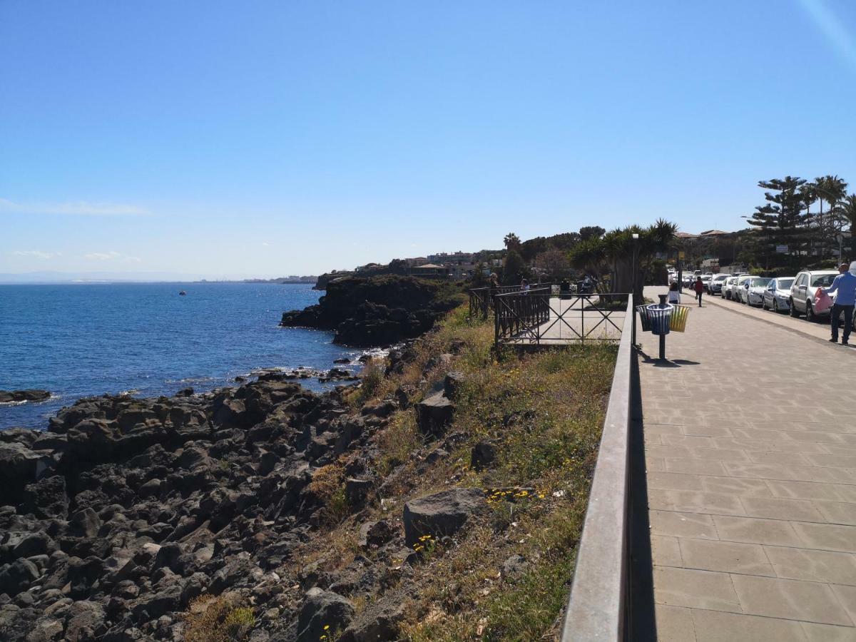 La Lampara Apartment Aci Castello Exterior photo