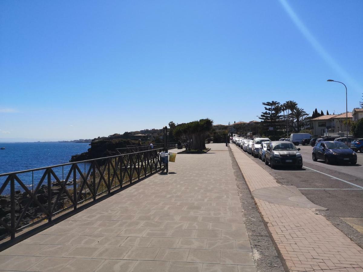 La Lampara Apartment Aci Castello Exterior photo